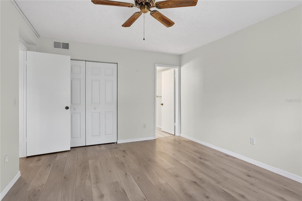 1370 Heather Ridge Boulevard, Unit 102 Dunedin, FL 34698 - Photo 13 of 27