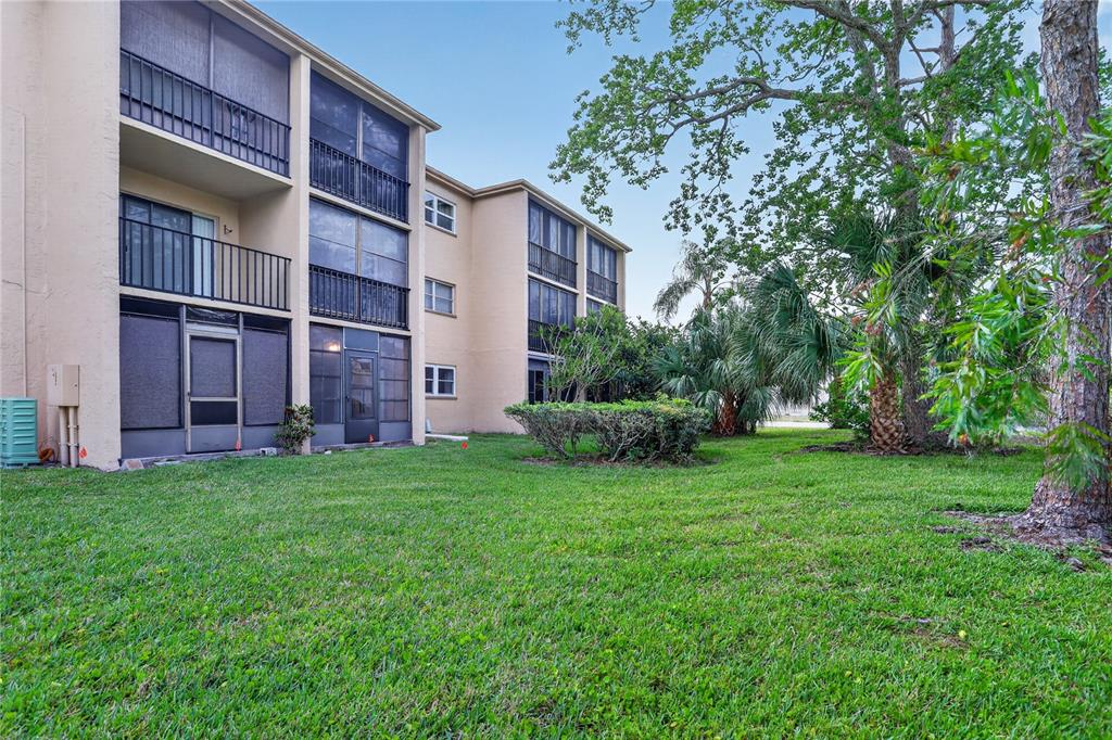 1370 Heather Ridge Boulevard, Unit 102 Dunedin, FL 34698 - Photo 23 of 27