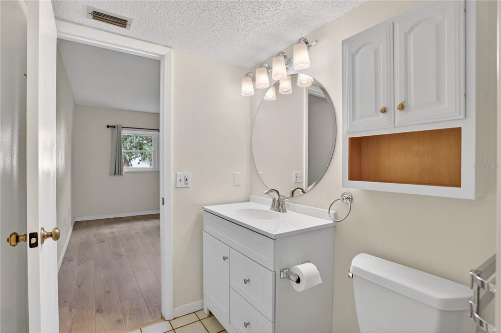 1370 Heather Ridge Boulevard, Unit 102 Dunedin, FL 34698 - Photo 5 of 27