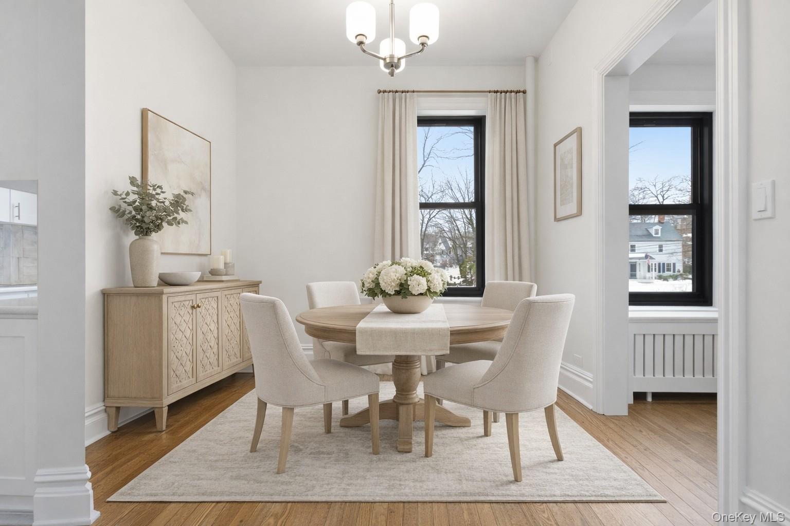 242 Bronxville Road, Unit E2 Bronxville, NY 10708 - Photo 11 of 19 Virtually staged dining room