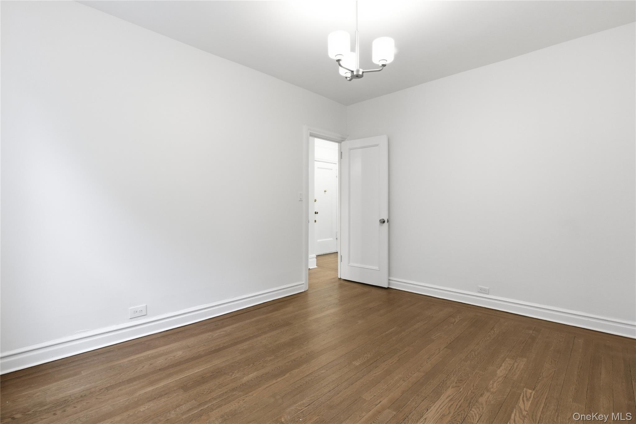 242 Bronxville Road, Unit E2 Bronxville, NY 10708 - Photo 16 of 19 high ceilings and two windows in this quiet bedroom.