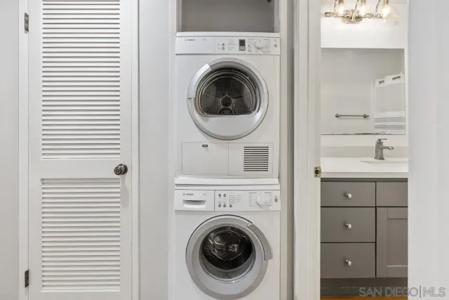 a view of backyard with green space