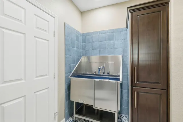 a building outdoor space with patio furniture