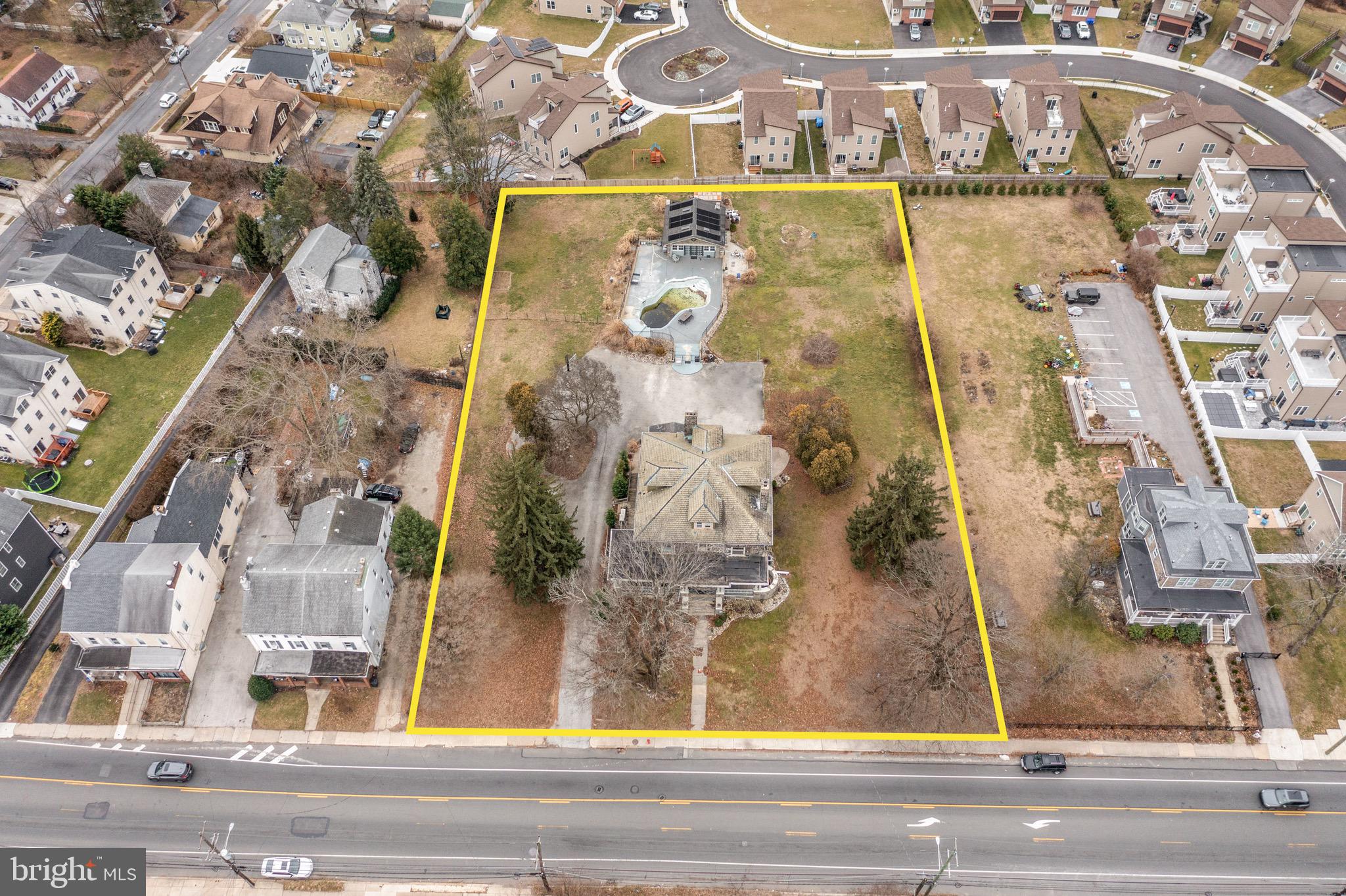 7330 Ridge Avenue Philadelphia, PA 19128 - Photo 29 of 31