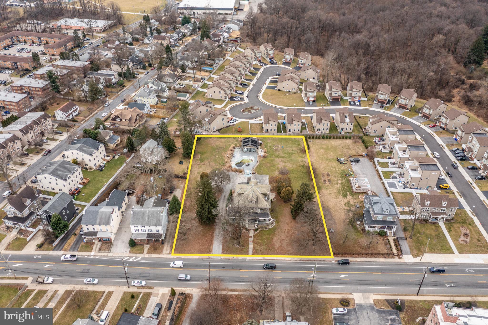 7330 Ridge Avenue Philadelphia, PA 19128 - Photo 30 of 31