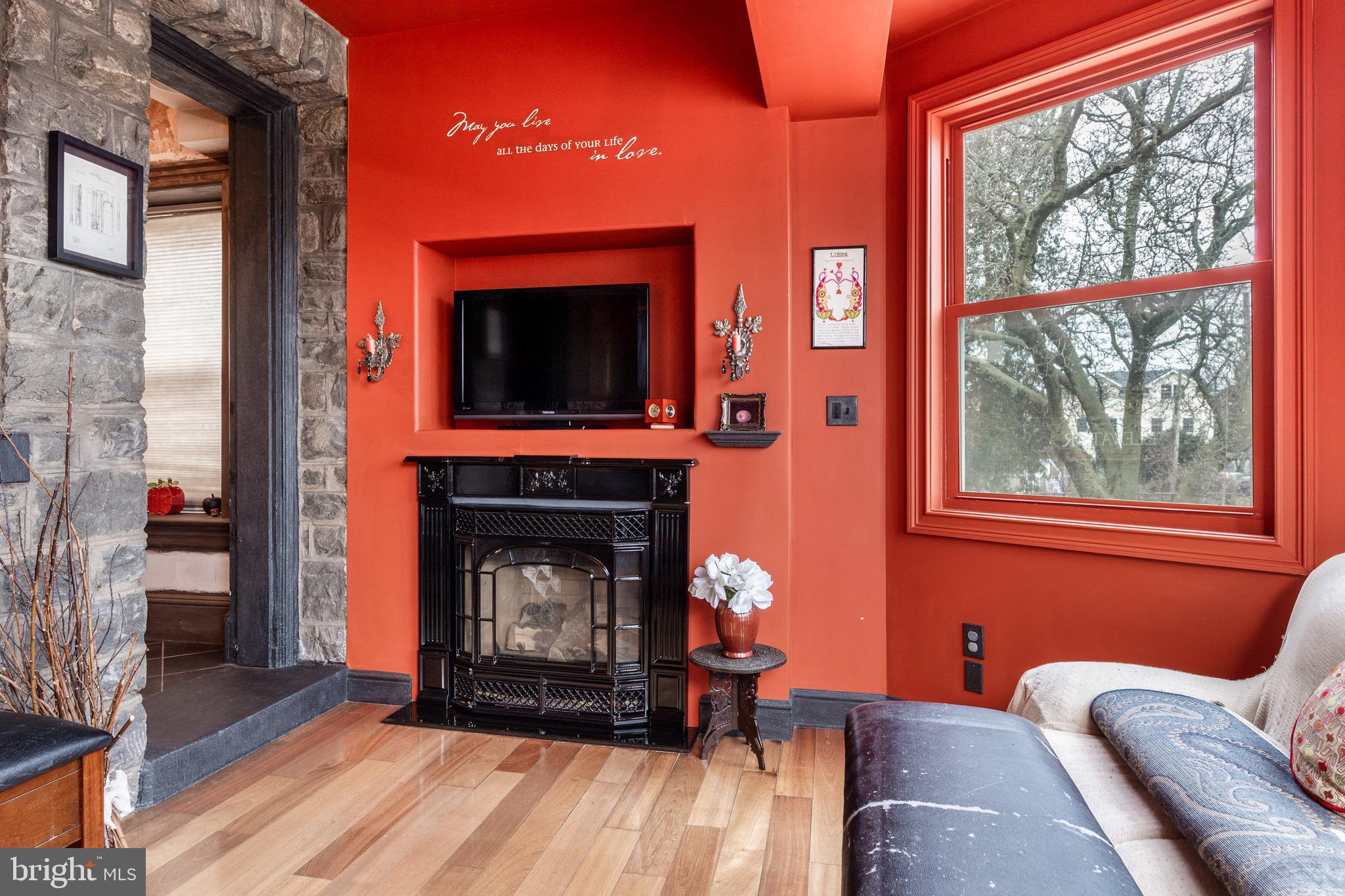 7330 Ridge Avenue Philadelphia, PA 19128 - Photo 10 of 31 Sitting room w/ fireplace