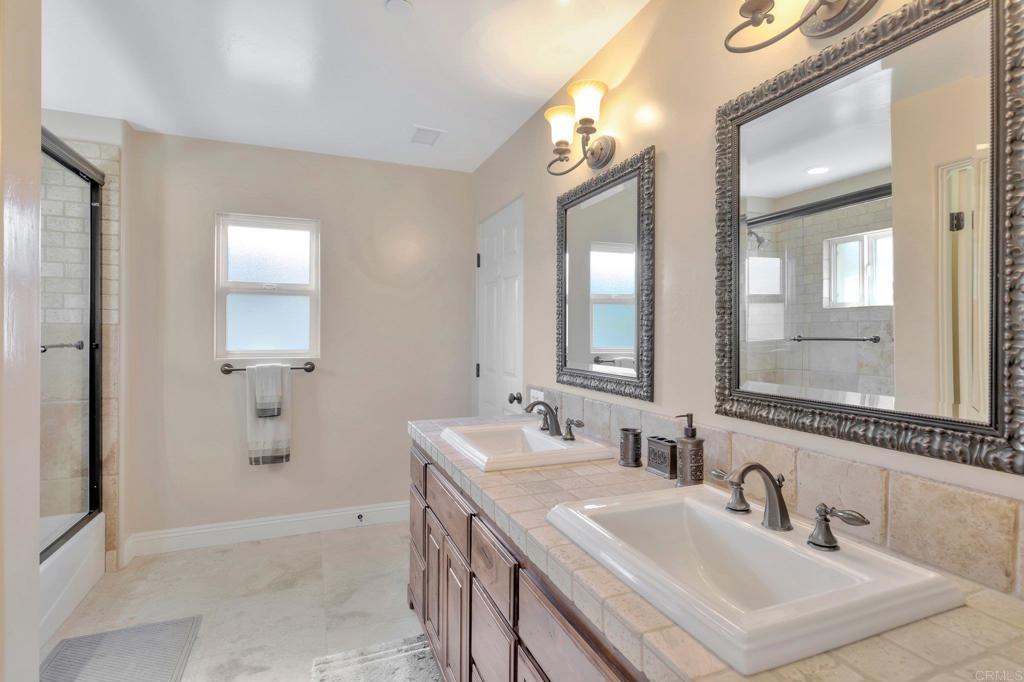 169 La Veta Avenue Encinitas, CA 92024 - Photo 14 of 19