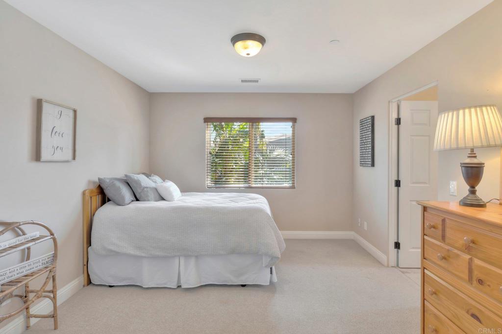 169 La Veta Avenue Encinitas, CA 92024 - Photo 15 of 19