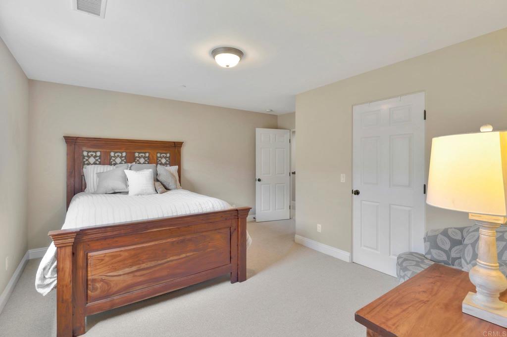 169 La Veta Avenue Encinitas, CA 92024 - Photo 16 of 19