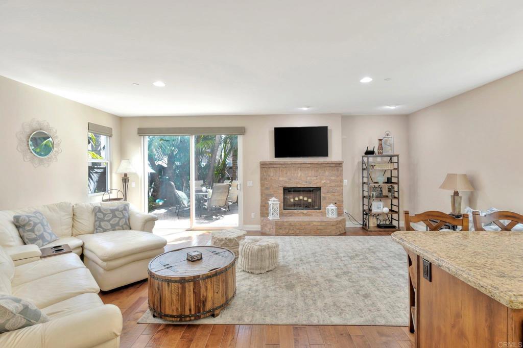 169 La Veta Avenue Encinitas, CA 92024 - Photo 3 of 19