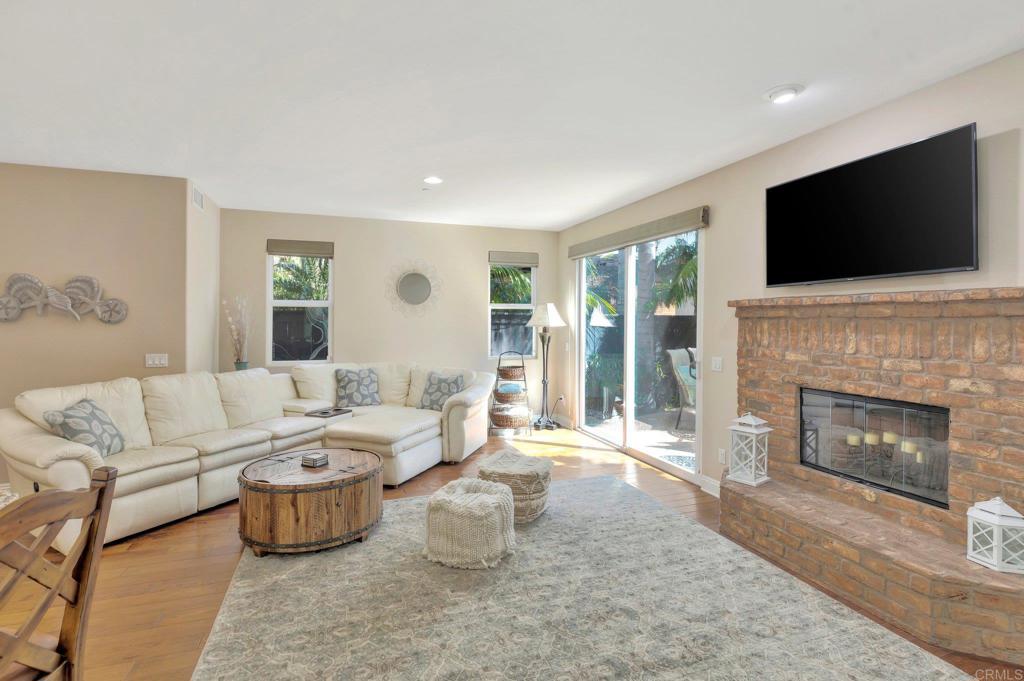 169 La Veta Avenue Encinitas, CA 92024 - Photo 5 of 19