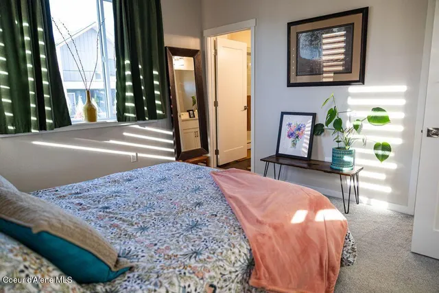 $519,950 | 1030 East RR Avenue, Post Falls, ID 83854