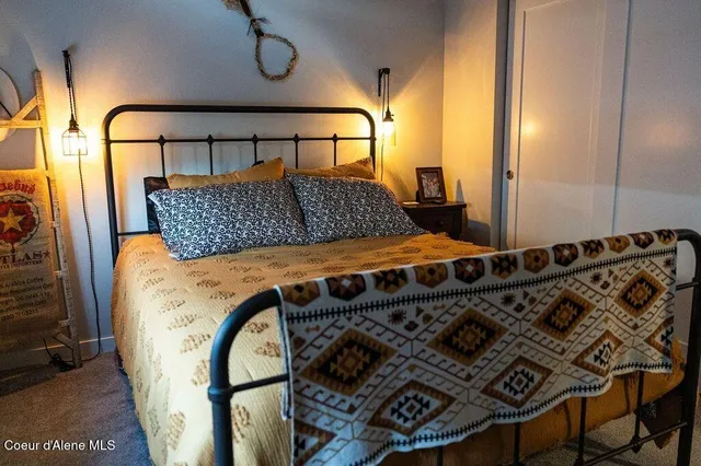 $519,950 | 1030 East RR Avenue, Post Falls, ID 83854