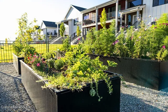 $519,950 | 1030 East RR Avenue, Post Falls, ID 83854