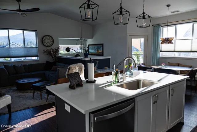 $519,950 | 1030 East RR Avenue, Post Falls, ID 83854