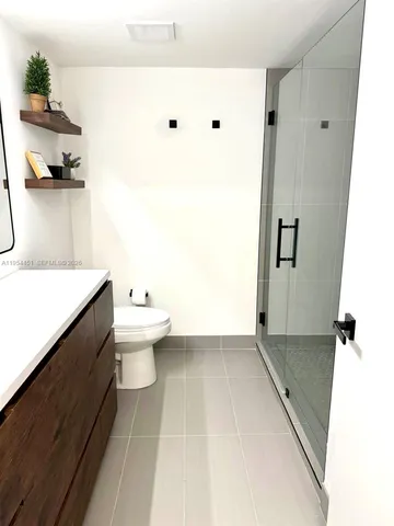 $2,150 | 210 Lakeview Drive, Unit 102, Weston, FL 33326