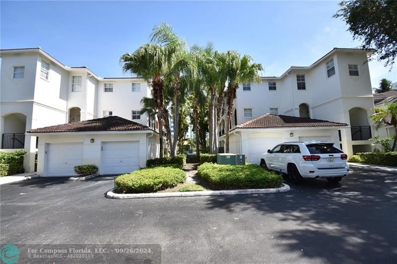 3135 Northeast 184th St Unit 2102