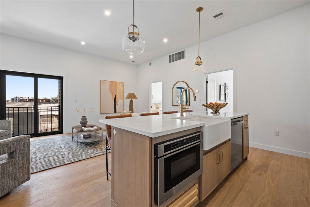 125 Addison Street, Unit 206 Boston, MA 02128 - Photo 5 of 20