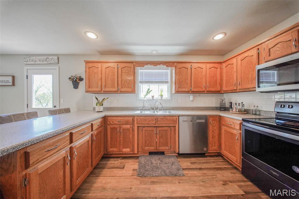 19580 Lyle Lane Waynesville, MO 65583 - Photo 11 of 67