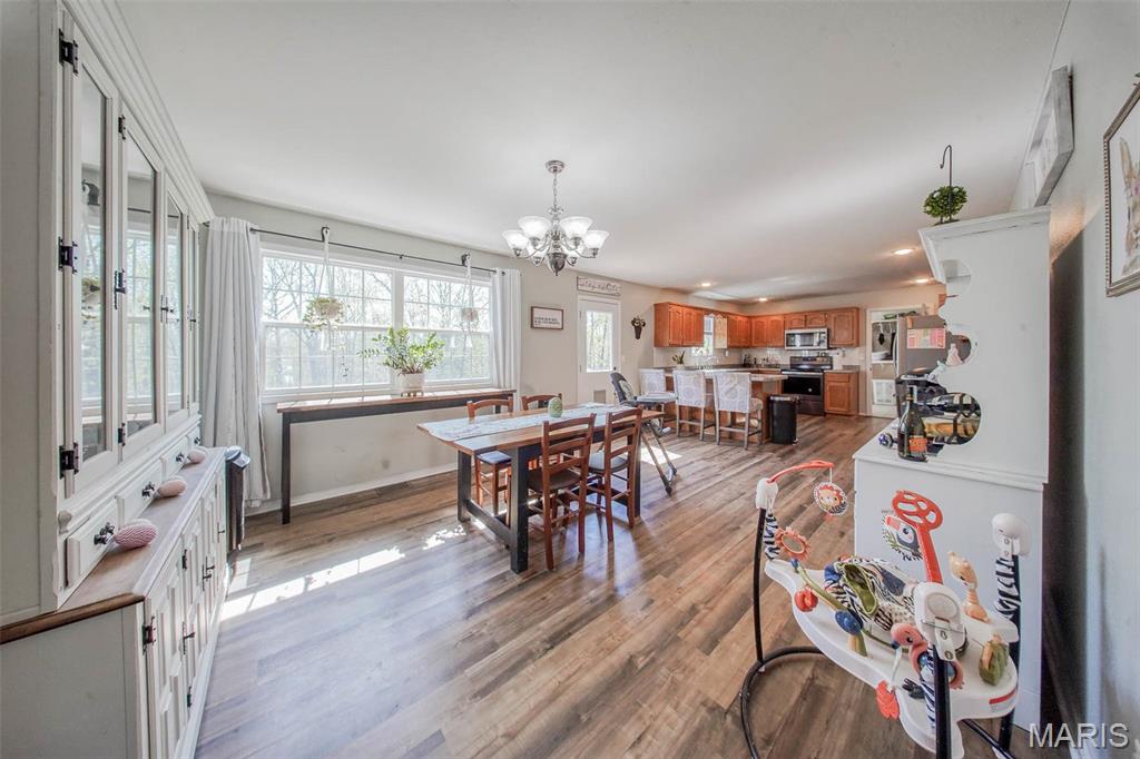 19580 Lyle Lane Waynesville, MO 65583 - Photo 7 of 67