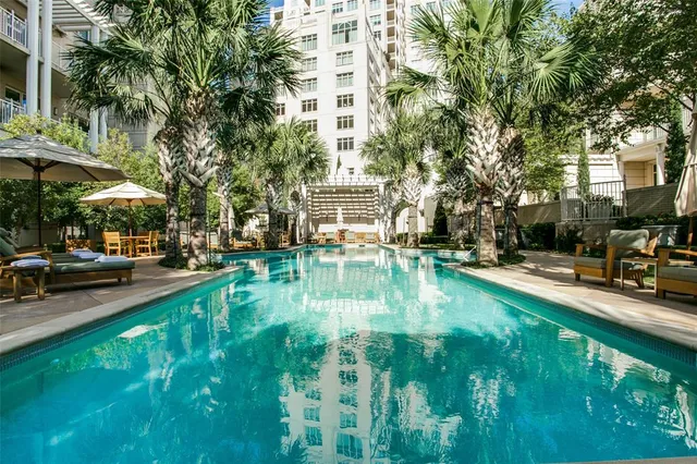 $16,500 | 2555 North Pearl Street, Unit 2001, Dallas, TX 75201