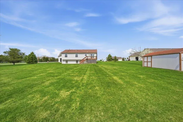 $469,999 | 9197 196th Avenue, Lowell, IN 46356