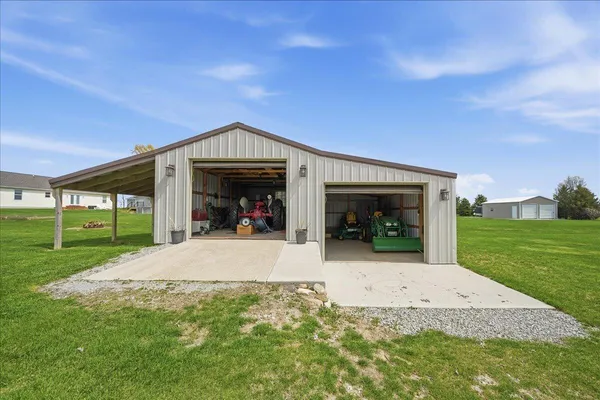 $469,999 | 9197 196th Avenue, Lowell, IN 46356