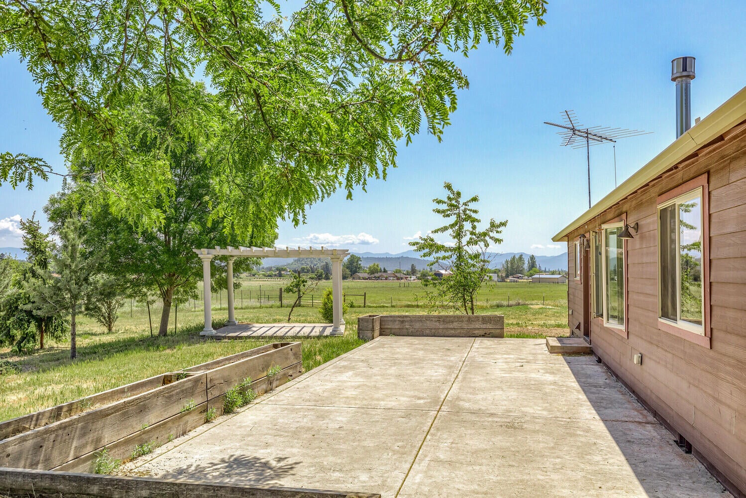 15148 Shiloh Road White City, OR 97503 - Photo 38 of 59 Shiloh (13)