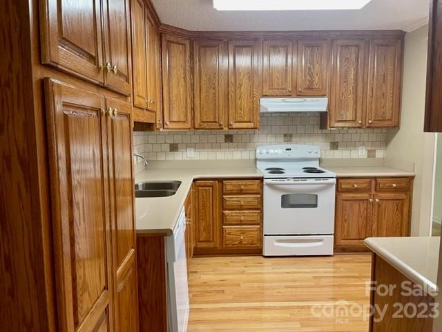 2040 Moss Farm Road Hickory, NC 28602 - Photo 8 of 24 Gallery Image 8