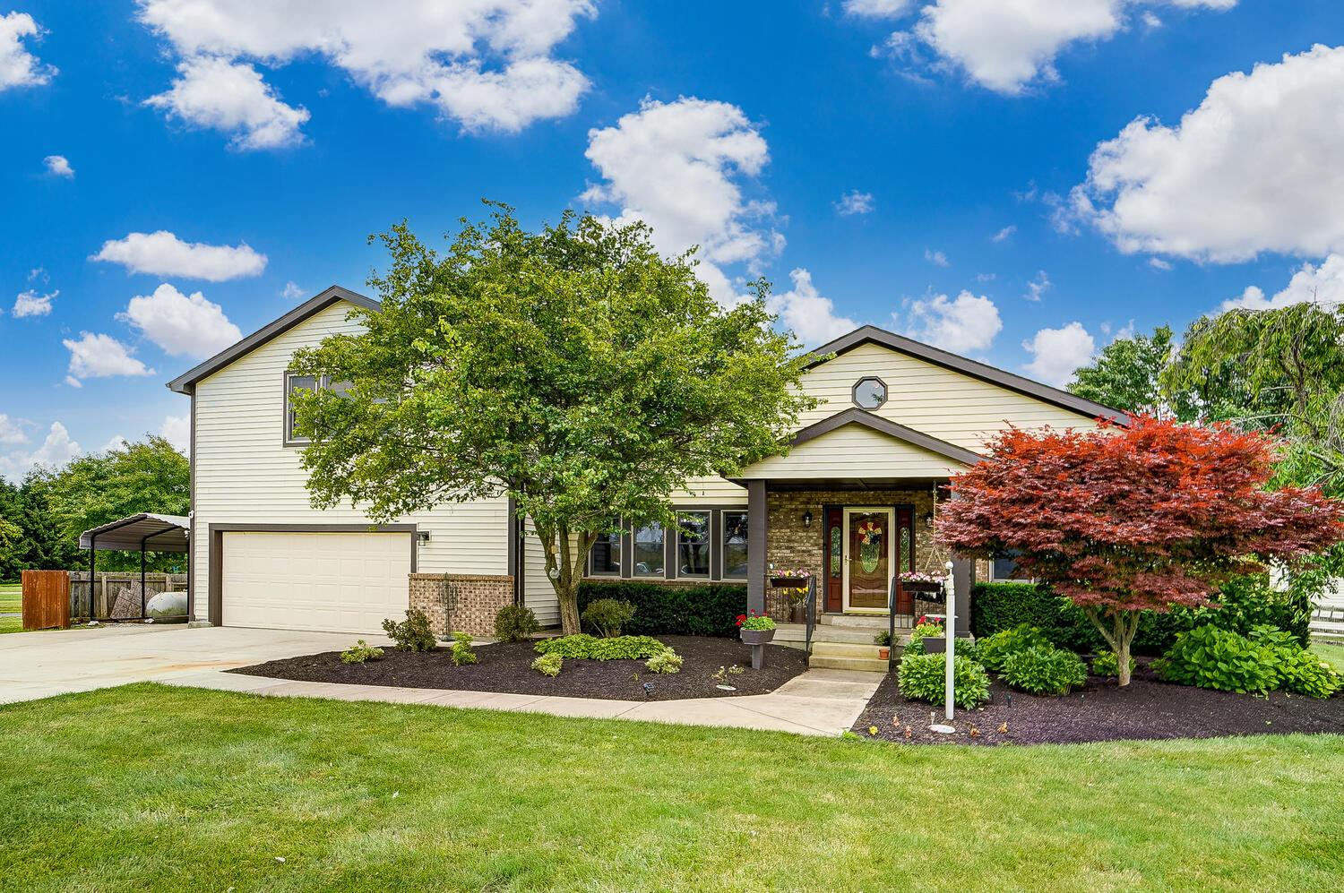 3891 Hyatts Road Powell, OH 43065 - Photo 3 of 77 50038453-002_web