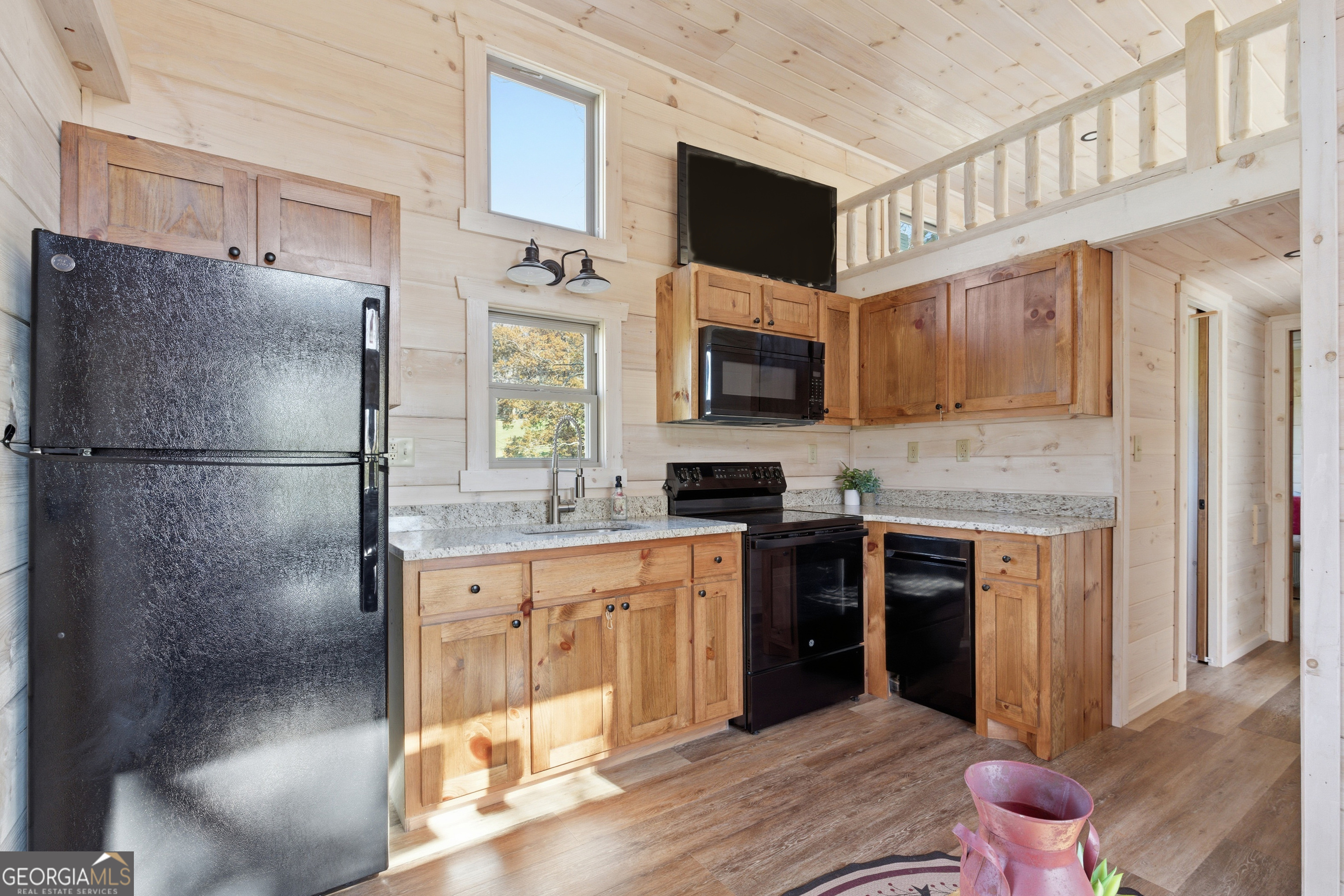 527 Saunders Road Franklin, NC 28734 - Photo 8 of 20