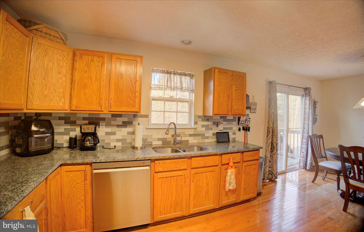 120 Crown Circle Edgewood, MD 21040 - Photo 7 of 28