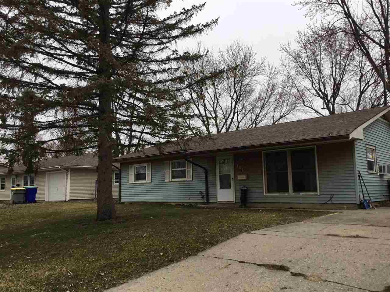 131 South Park Lane Butler, IN 46721 - Photo 1 of 20