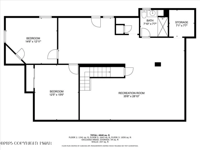 a black and white photo of a picture