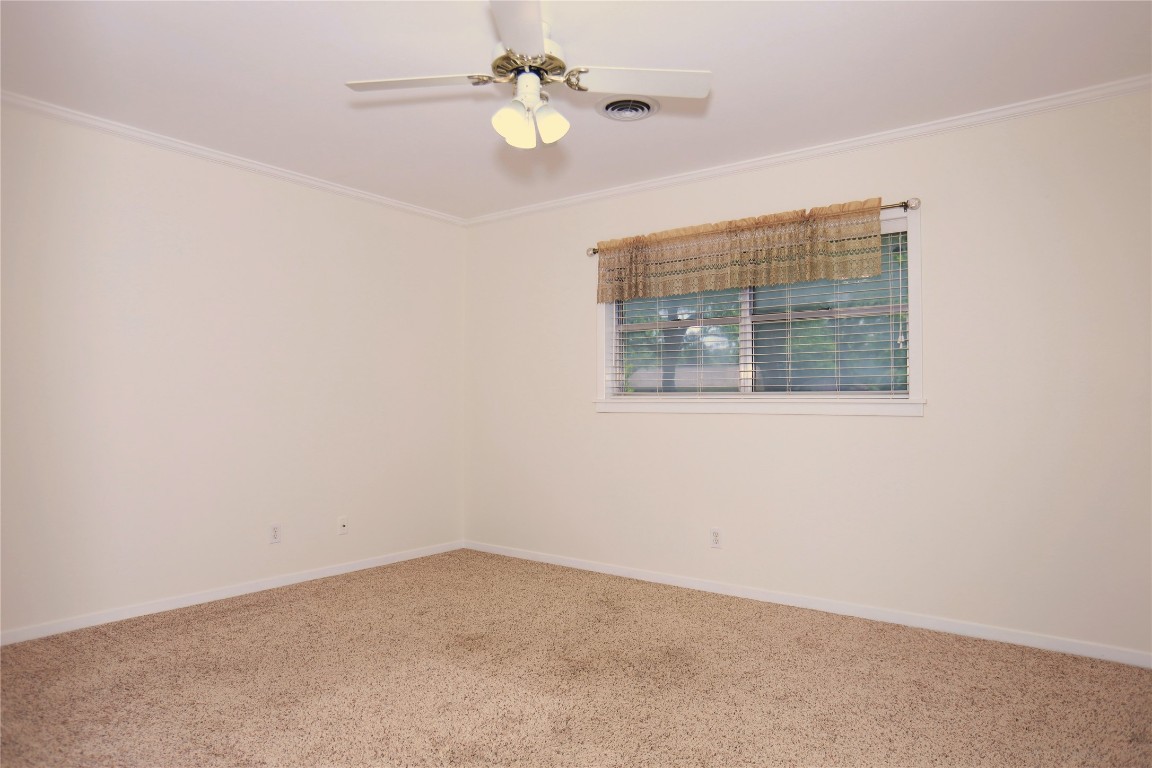 115 Irwin Road West Columbia, TX 77486 - Photo 11 of 18 2nd Bedroom