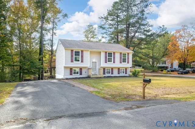 $384,900 | 5579 Heatherhill Drive, North Chesterfield, VA 23234