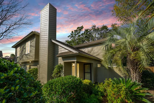 $425,000 | 31 Maplecrest Drive, Charleston, SC 29412