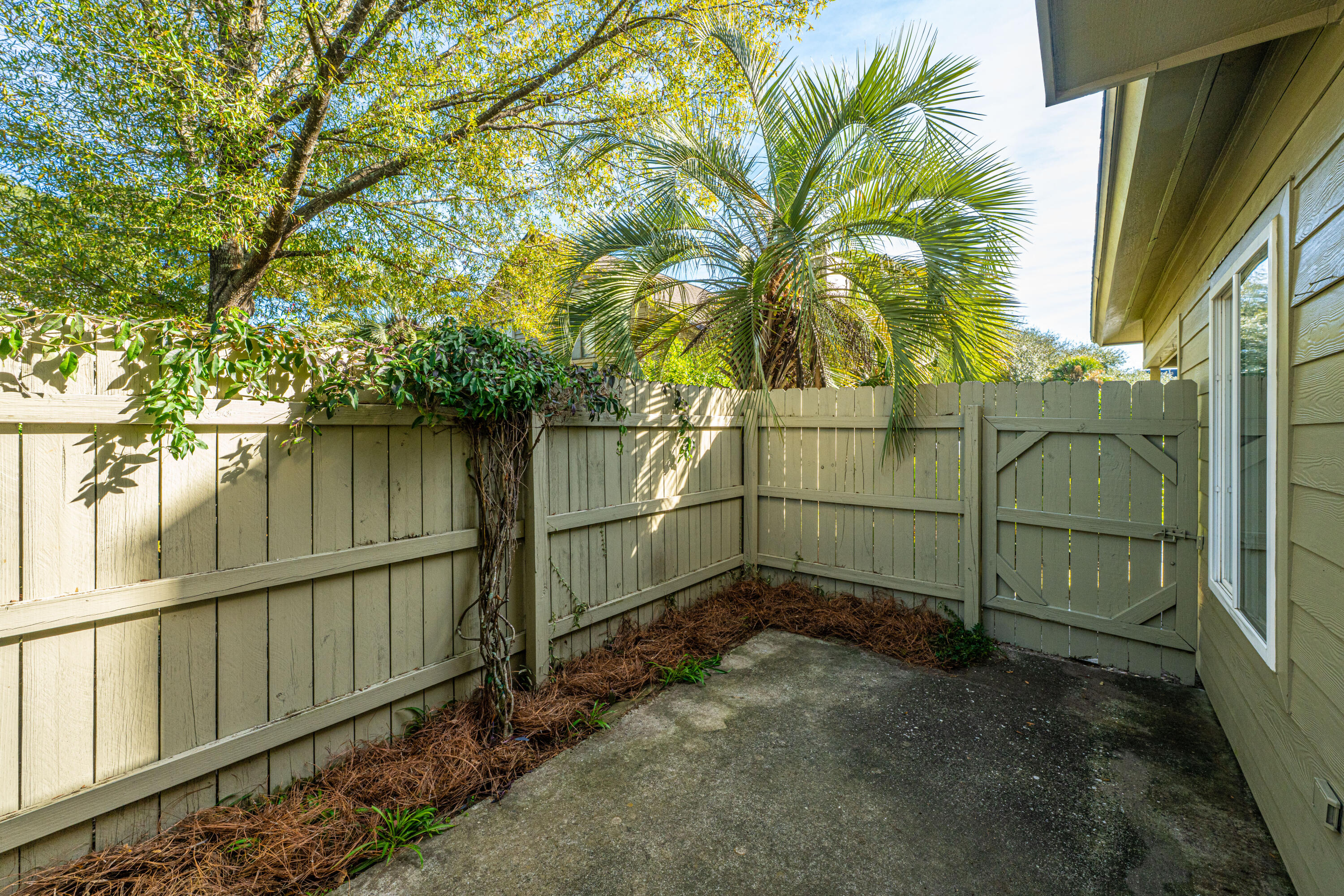 31 Maplecrest Drive Charleston, SC 29412 - Photo 12 of 39 31MaplecrestDr036