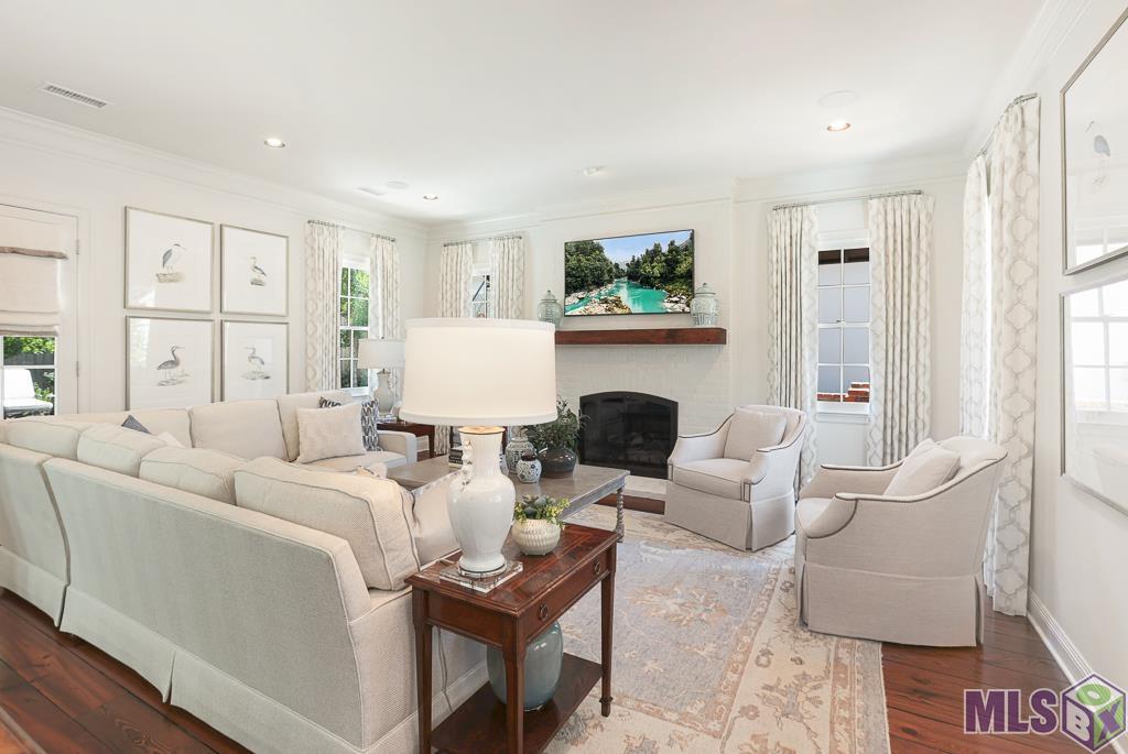 18031 Club View Drive Baton Rouge, LA 70810 - Photo 14 of 42 Formal Living
