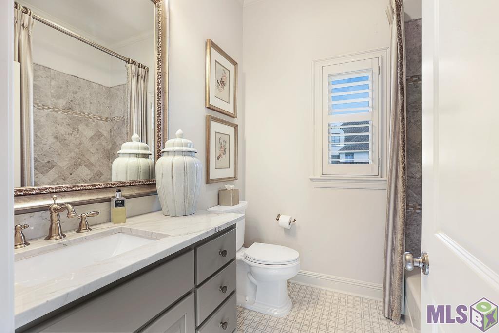 18031 Club View Drive Baton Rouge, LA 70810 - Photo 33 of 42 Downstairs Bath