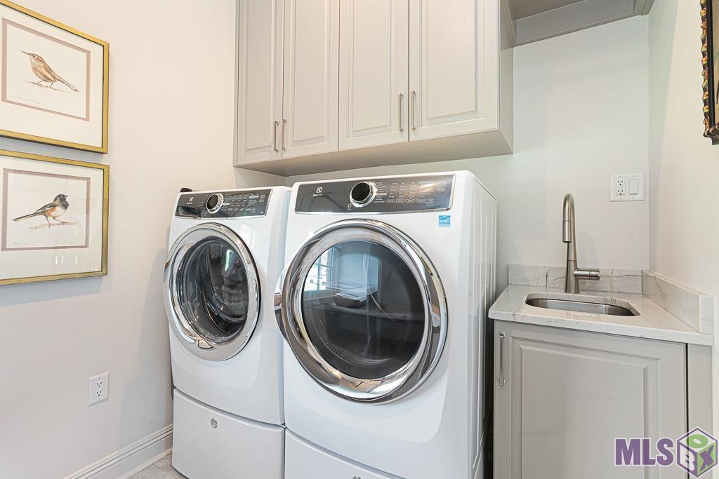 18031 Club View Drive Baton Rouge, LA 70810 - Photo 34 of 42 Laundry Room