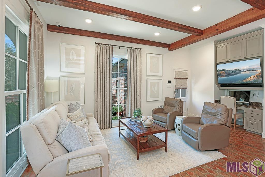 18031 Club View Drive Baton Rouge, LA 70810 - Photo 7 of 42 Keeping