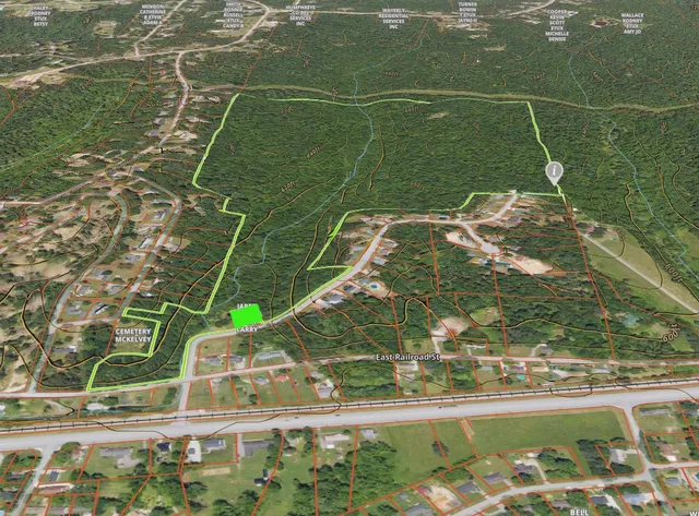 a view of a tennis court