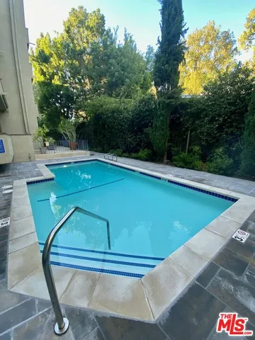 $4,750 | 2332 Fox Hills Drive, Unit 307, Los Angeles, CA 90064