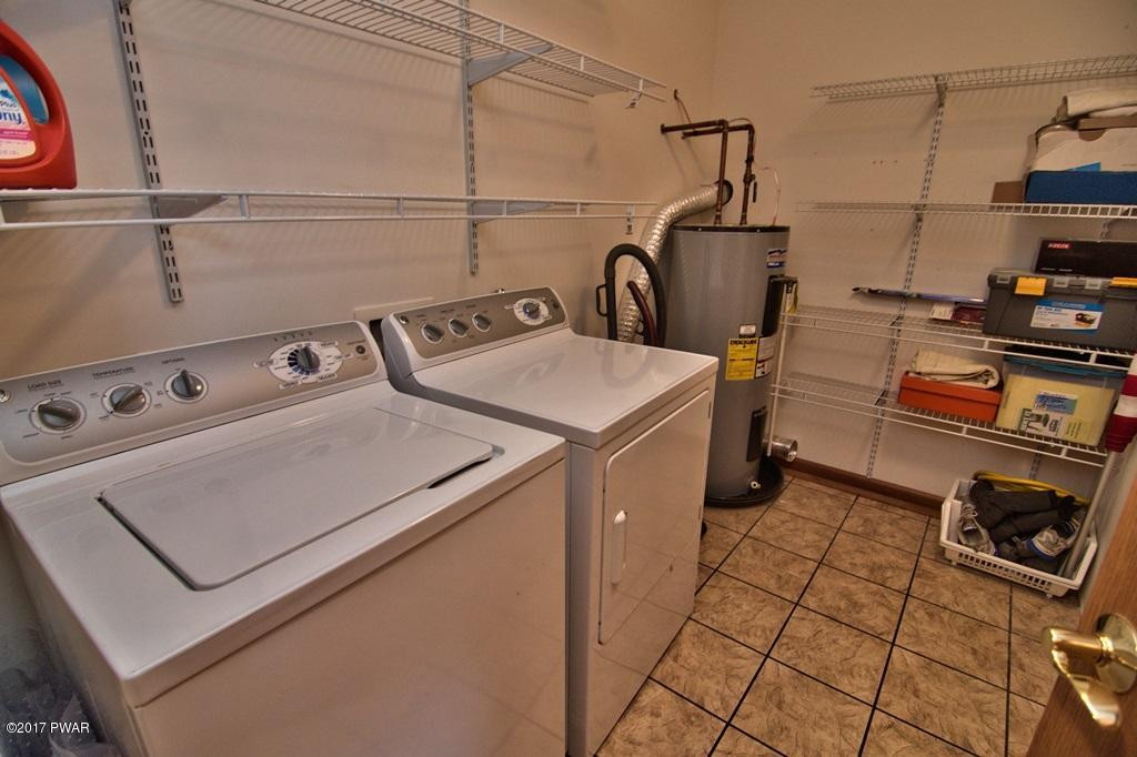 2712 Boulder Road Lake Ariel, PA 18436 - Photo 23 of 69