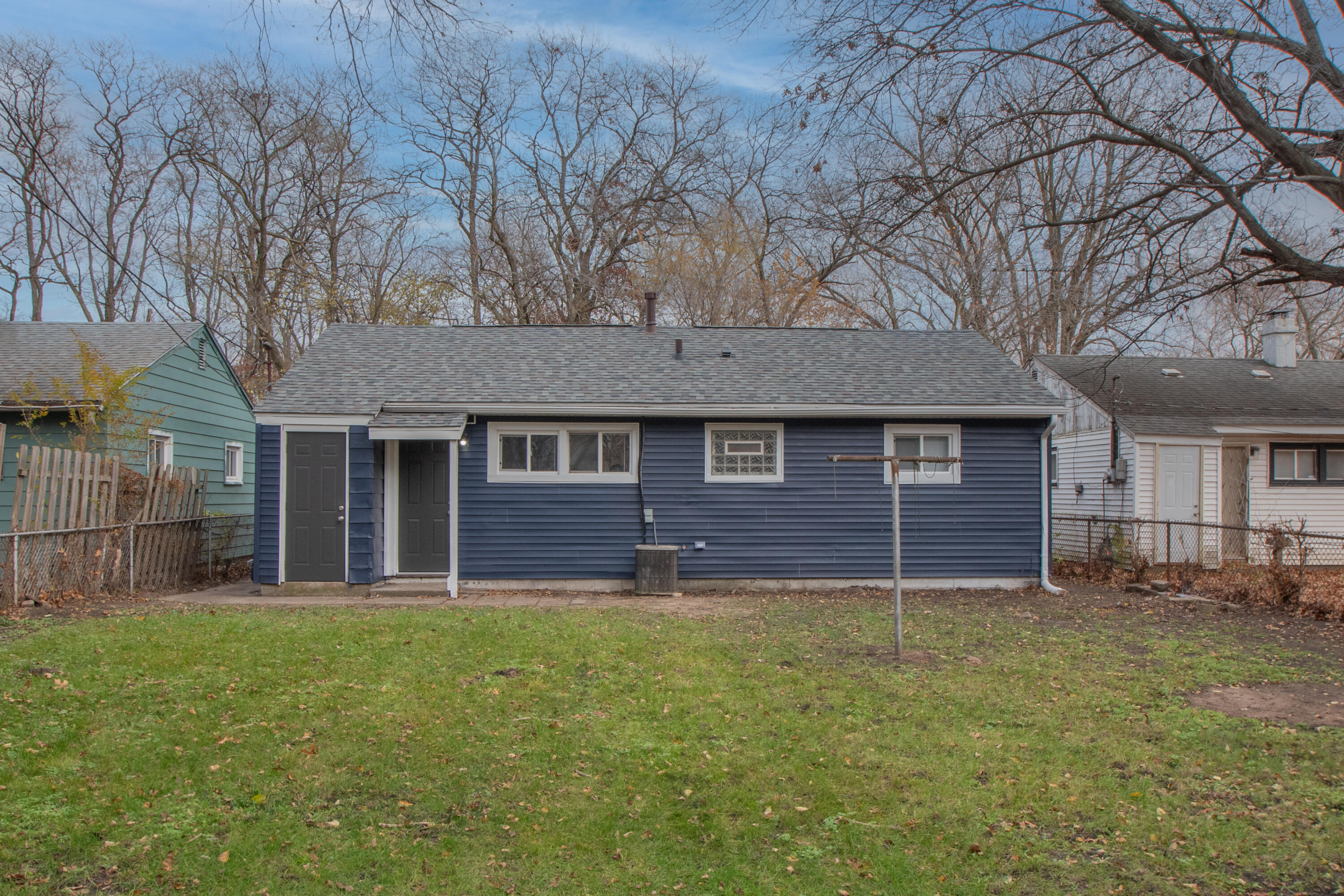 940 Mount Street Gary, IN 46406 - Photo 18 of 19 3000x2000