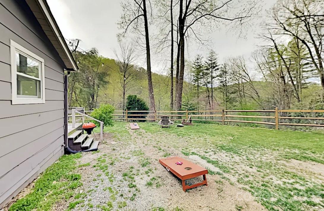 1097 Kilpatrick Road Hendersonville, NC 28739 - Photo 3 of 20 Gallery Image 3