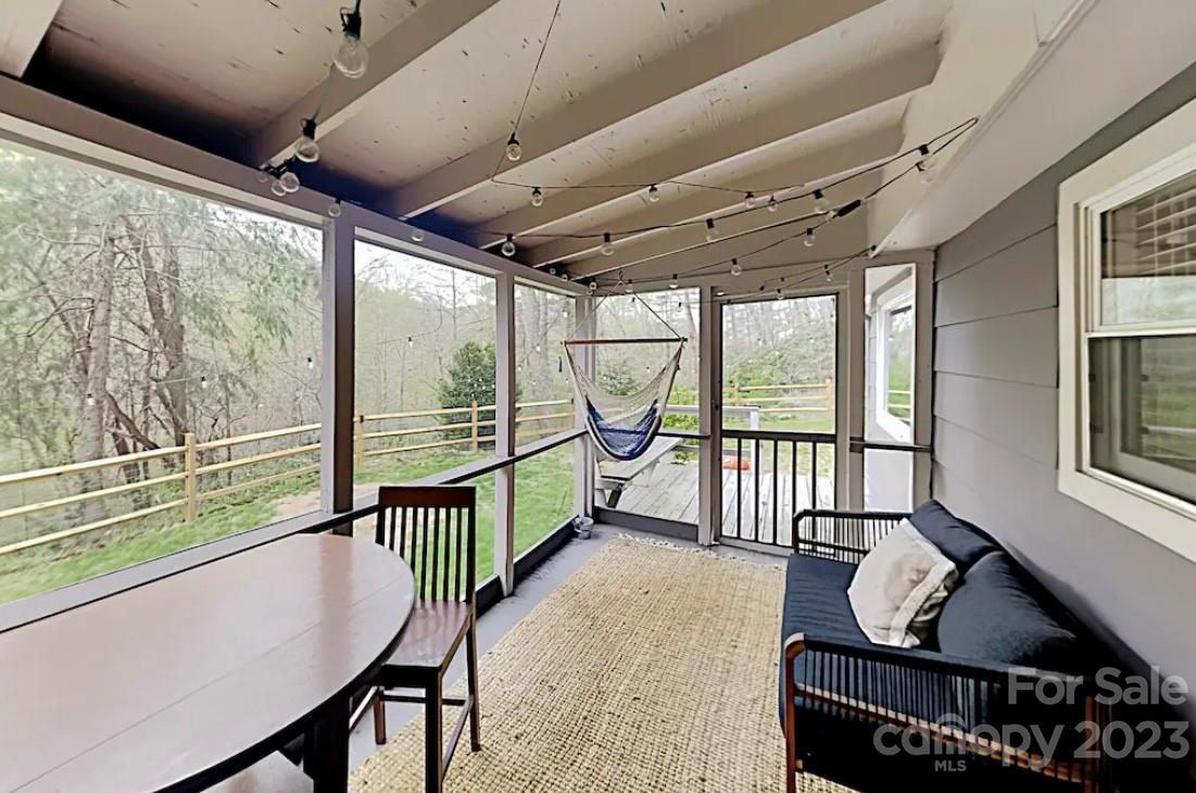 1097 Kilpatrick Road Hendersonville, NC 28739 - Photo 6 of 20 Gallery Image 6