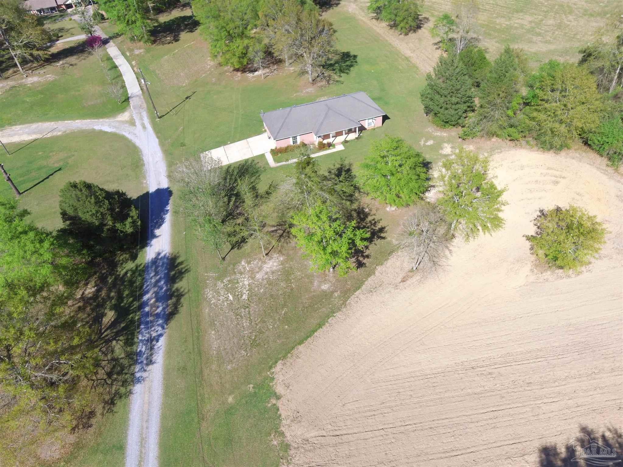 1124 Jacks Branch Road Cantonment, FL 32533 - Photo 24 of 28