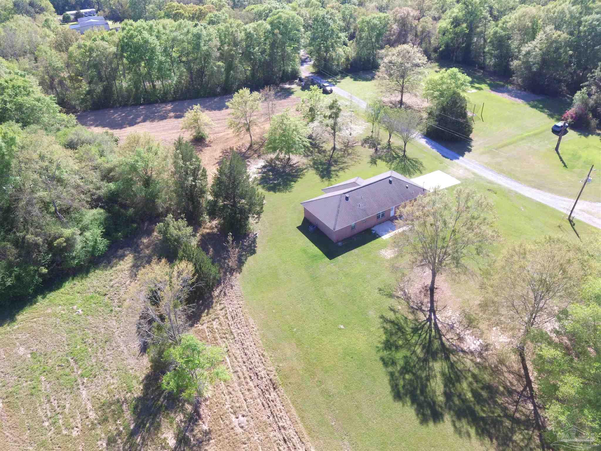 1124 Jacks Branch Road Cantonment, FL 32533 - Photo 25 of 28